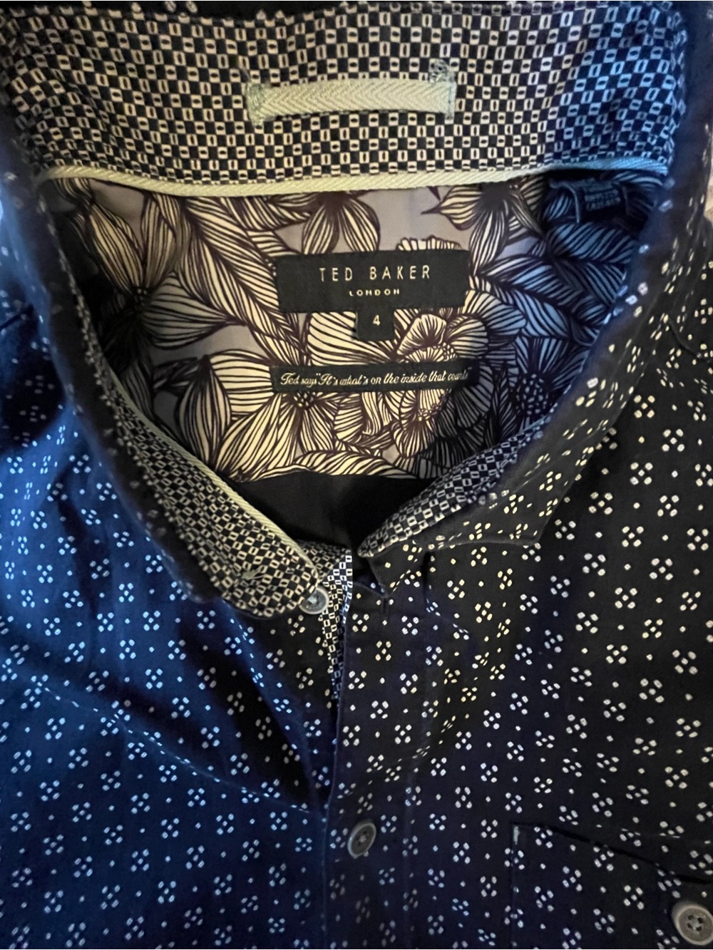 Ted Baker London Men's Size 4  Blue Diamond Print 100% Cotton Button Front